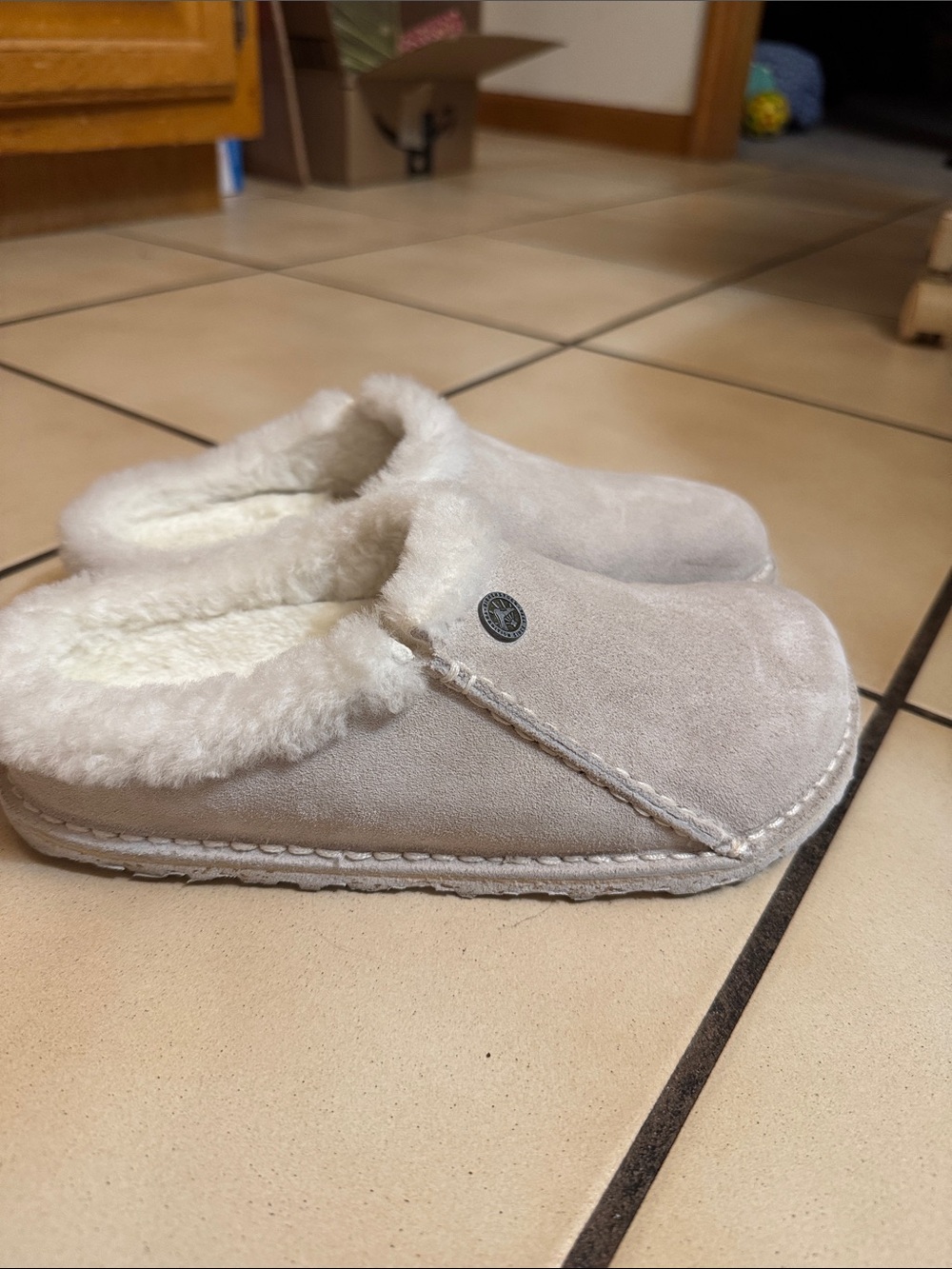 Birkenstock Cream with genuine Shearling Slippers